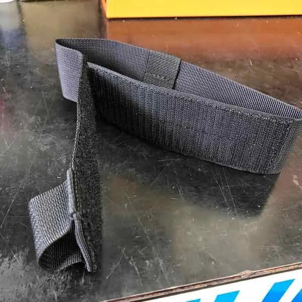 Jykk Genuine Leash Code Belt with Handle (Black)