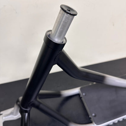 【Latest Frame – Limited Color / Mint Condition】 SNOWSCOOT Frame Kit – Style-A22 Black Gradient