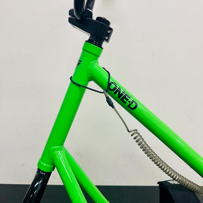 USED JYKK SNOWSCOOT ONE-D – Neon Green | Fully Serviced & Waxed + Carrying Case Included