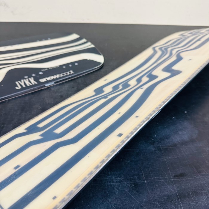 Used SNOWSCOOT C-1 Medium All-Round Board Set – WOODEN Graphic