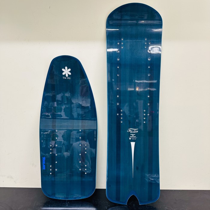 Rare Used SNOWMOTO BARRACUDA Powder Board Set – Excellent Condition