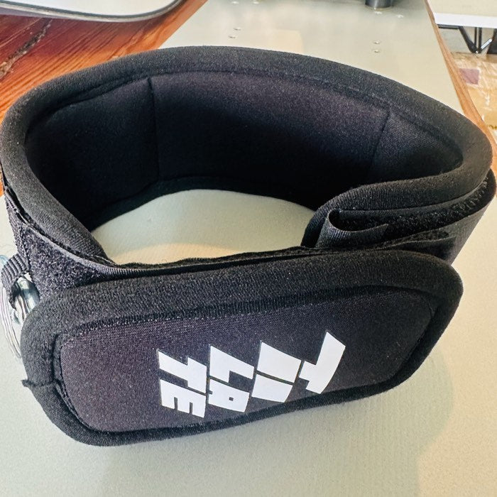 TOOLATE SPORTS Portable Brushing Leash Belt