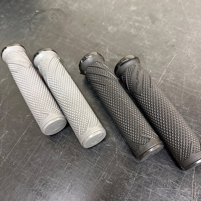 【Fast Shipping】Lizard Skins Wasatch Single Clamp Lock-On Grip [4 Colors] [Snowscoot / Grip]