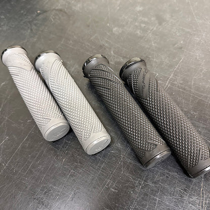 【Fast Shipping】Lizard Skins Wasatch Single Clamp Lock-On Grip [4 Colors] [Snowscoot / Grip]