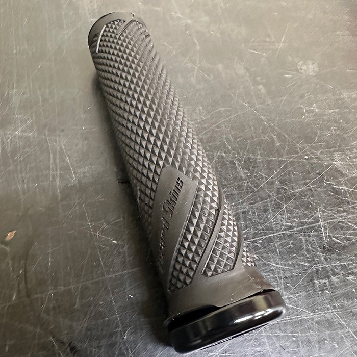 【Fast Shipping】Lizard Skins Wasatch Single Clamp Lock-On Grip [4 Colors] [Snowscoot / Grip]