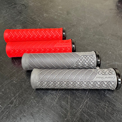 【Fast Shipping】Lizard Skins Charger EVO Single Clamp Lock-On Grips [Standard Diameter]