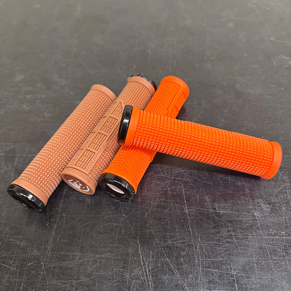 Lizard Skins MACHINE – Single Clamp Lock-On Grip