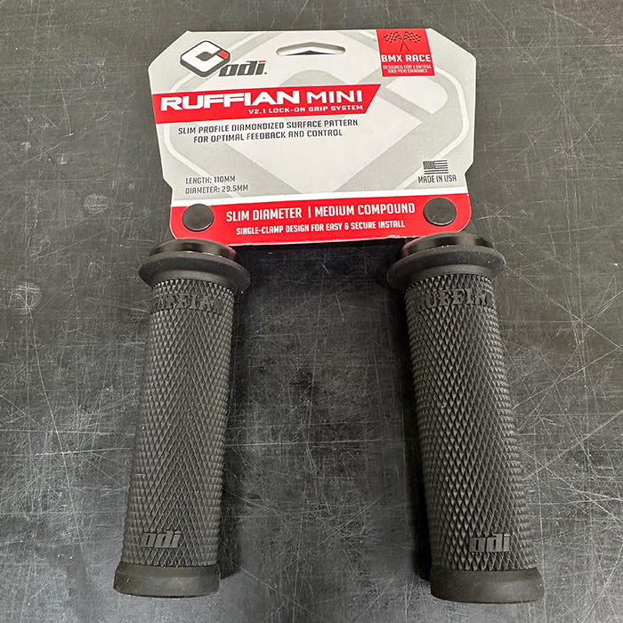 ODI Ruffian Mini V2.1 Lock-On Grips 110mm – Black / BMX & Snowscoot Compatible
