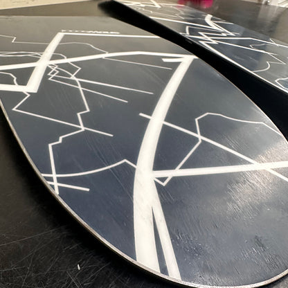 [Next‑Gen Wide | Used / Serviced] SNOWSCOOT JYKK AP‑2 Board — Flash Medium – Powder / Freeride