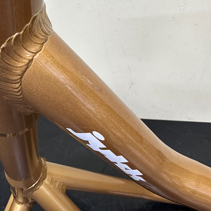 [Rare Stock] SNOWSCOOT Style-A Zipangu Gold A20 [Normal Size]