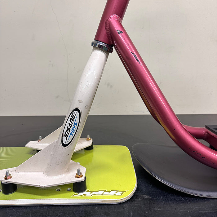 Used Custom Snowscoot – Wailer Frame × JYKK G1 Basic Boards