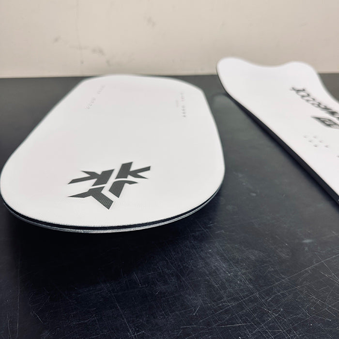 [Next-Gen Wide Board] JYKK SNOWSCOOT GT-1 BW “White Graphic Edition”