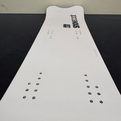 [Next-Gen Wide Board] JYKK SNOWSCOOT GT-1 BW “White Graphic Edition”