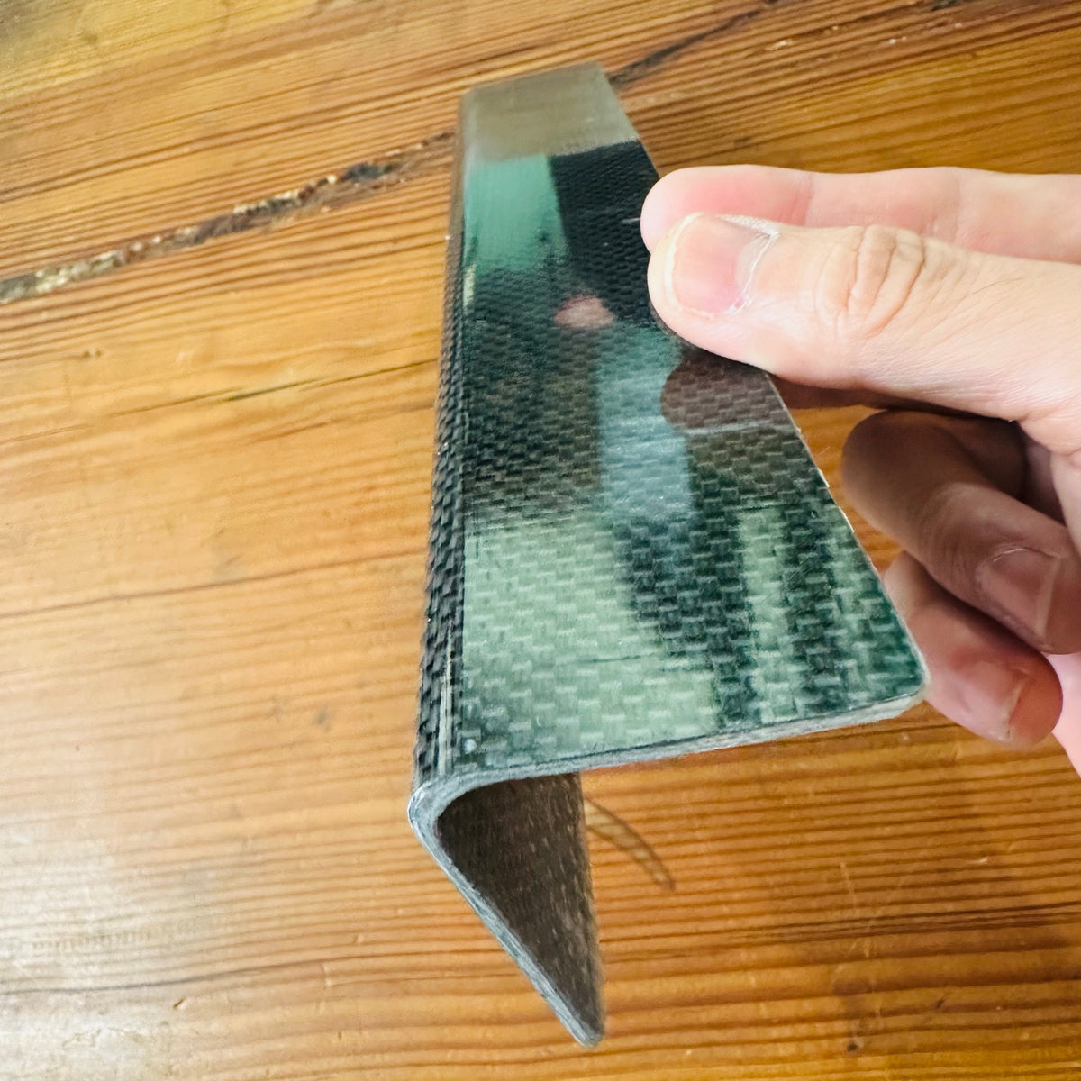 Carbon weave and angled edge detail