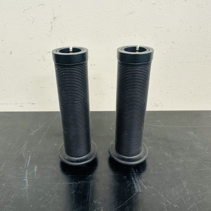 JYKK SS mushroom double-clamp lock-on grips 135mm, black pair