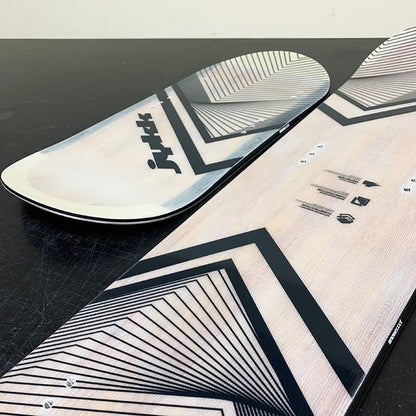 JYKK SNOWSCOOT X-1 Wooden Medium boards, shop photograph of the topsheet and sidewall detail