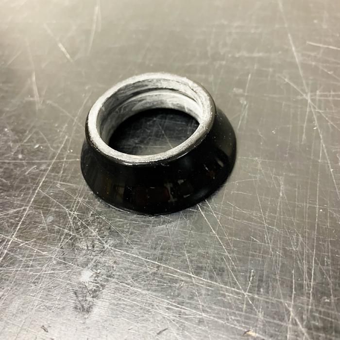 Low-profile carbon headset upper cup