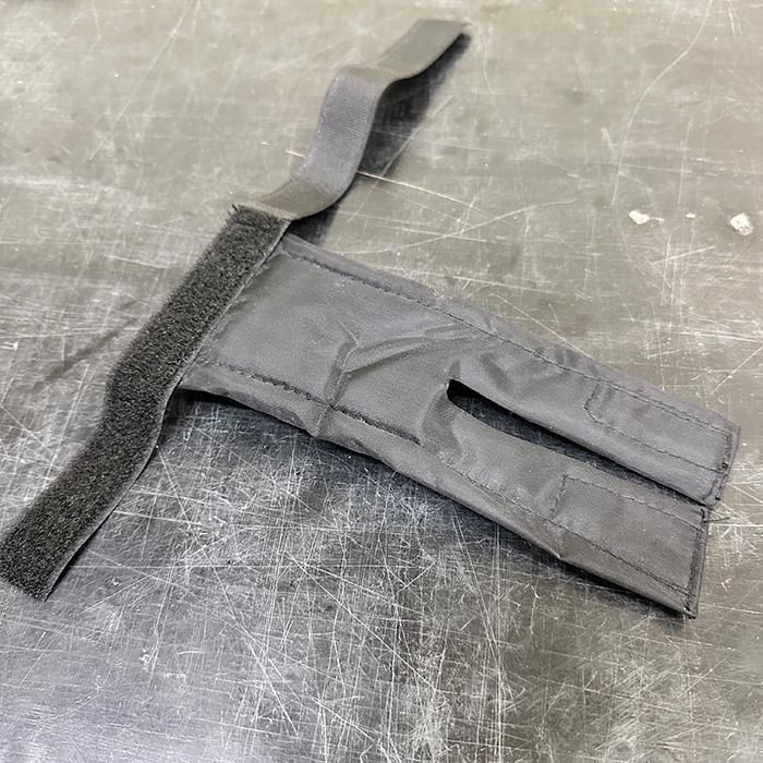 Stem pad unfolded with two hook-and-loop straps