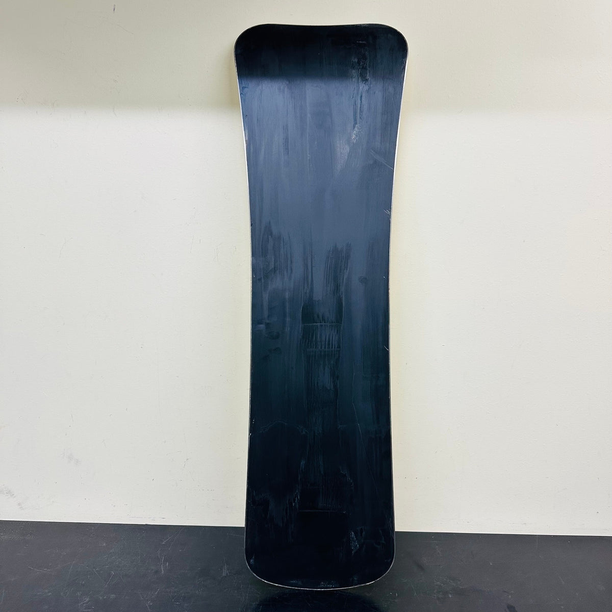 Used TORINITY DC PT Edition rear board, full black base view