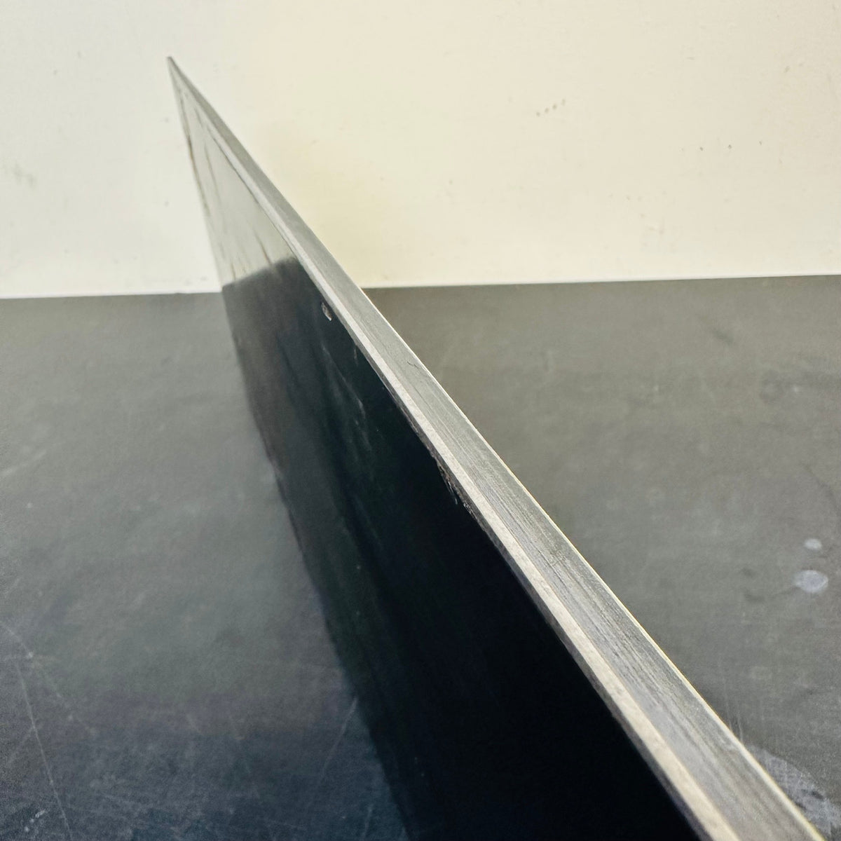 Used TORINITY DC PT Edition rear board, side profile and edge
