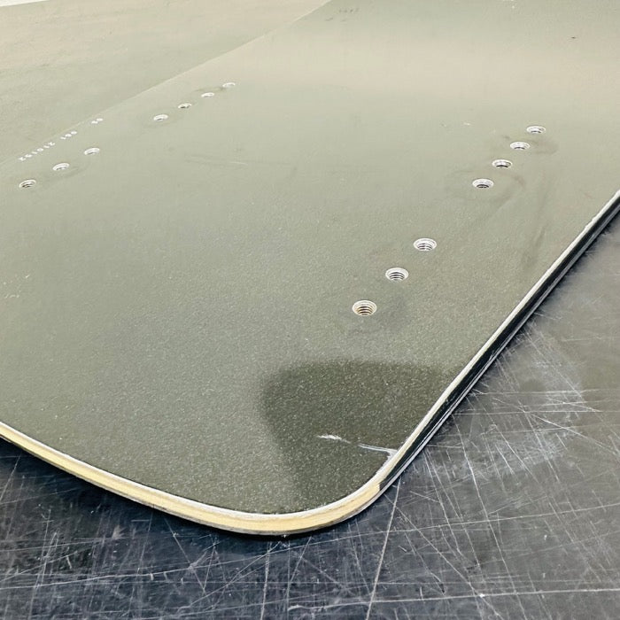 Actual used TORINITY IT front board, topsheet, inserts and sidewall detail