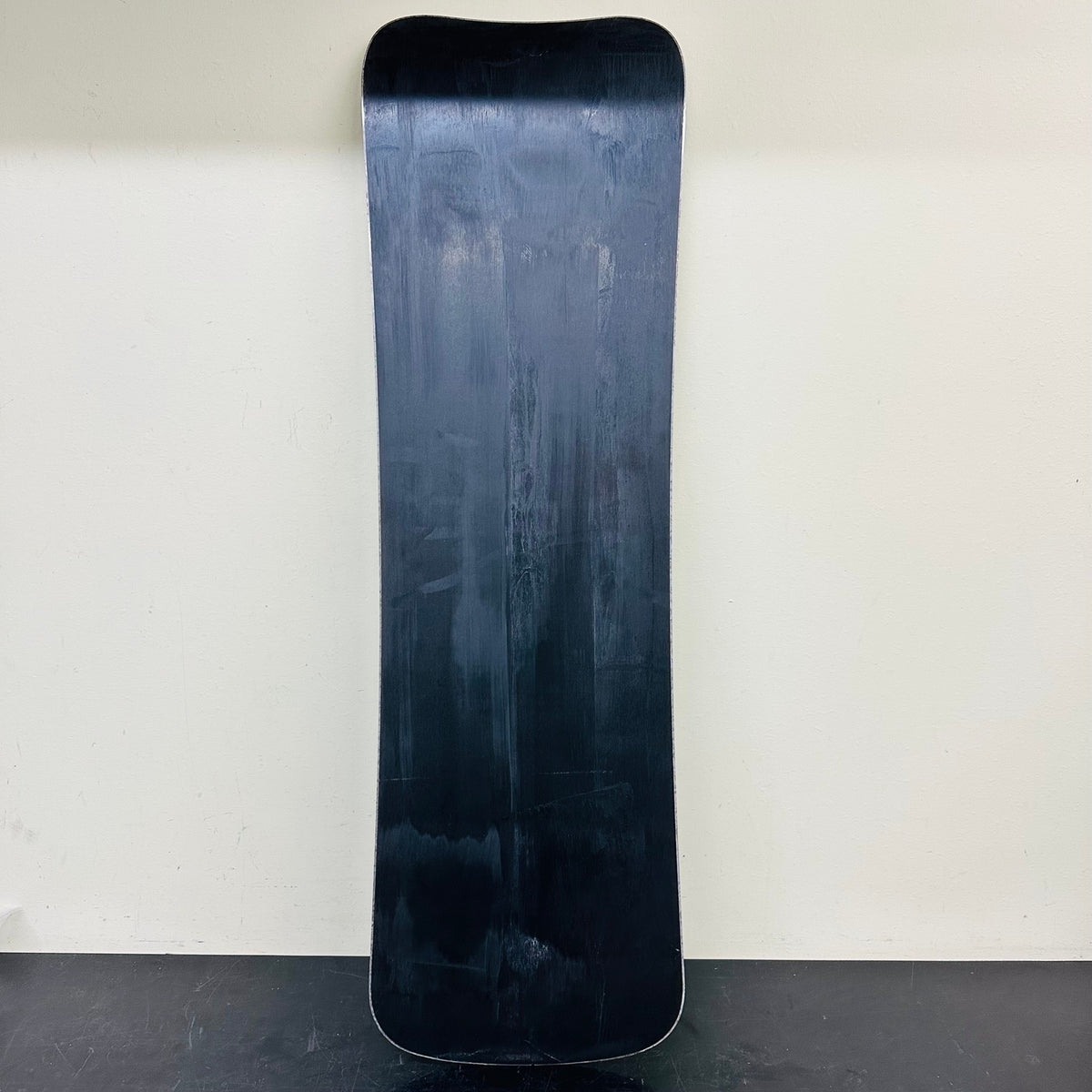 TORINITY SSST hard flex used rear board, full waxed base view